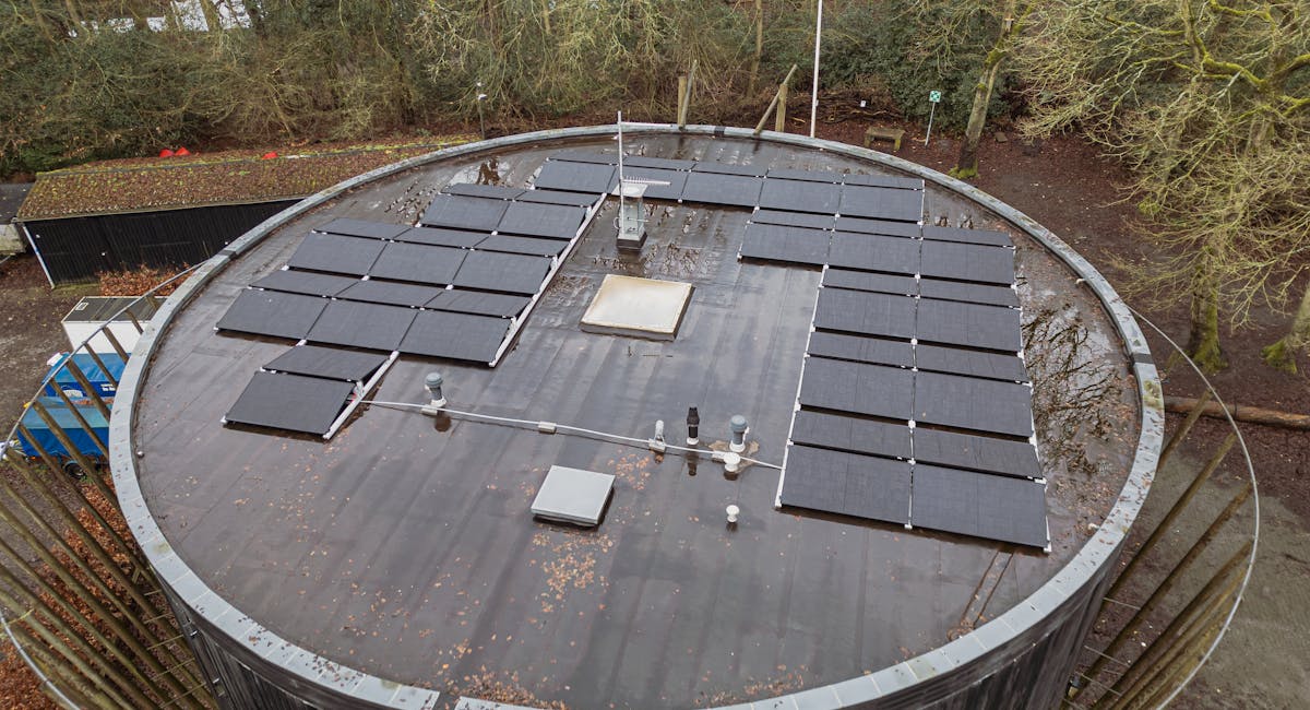 Chauffe-eau solaire thermodynamique : le comparatif honnête avant d'investir